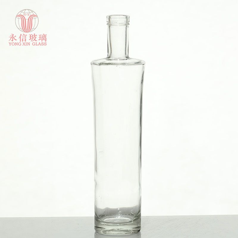 YX00128  Factory Direct Hot Sell Flint 800ml Vodka Glass Bottle Empty Wine Bottles 750ml Bottles In Bulk