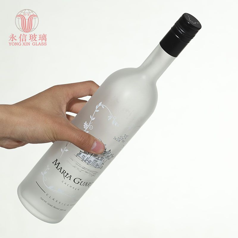 YX00150 Wholesale Low MOQ Flint Glass Bottles With Mountain Bottom For Brandy Whisky Tequila Liquor 750ml