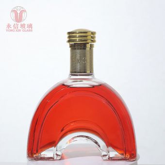 YX00004 Manufacture Hot Sell Flint Clear Glass Bottle With Screw-Top Caps For 700ml Liquor Glass Bottle