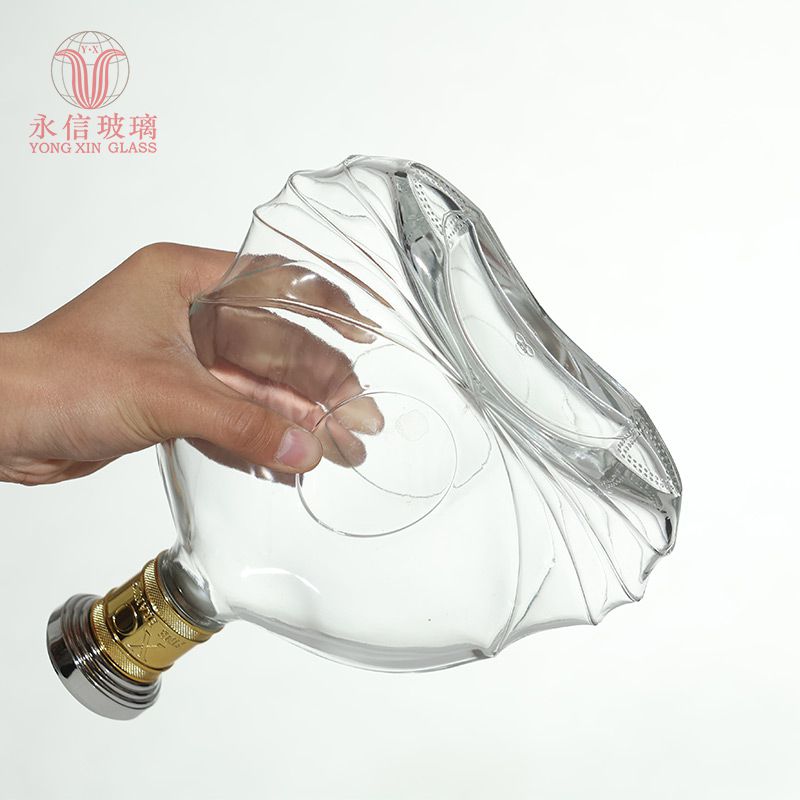 YX00006 Hot Stamping Flint Clear Glass Bottles With Aluminum Caps For 700ml Liquor Juice 750ml Liquor Bottle