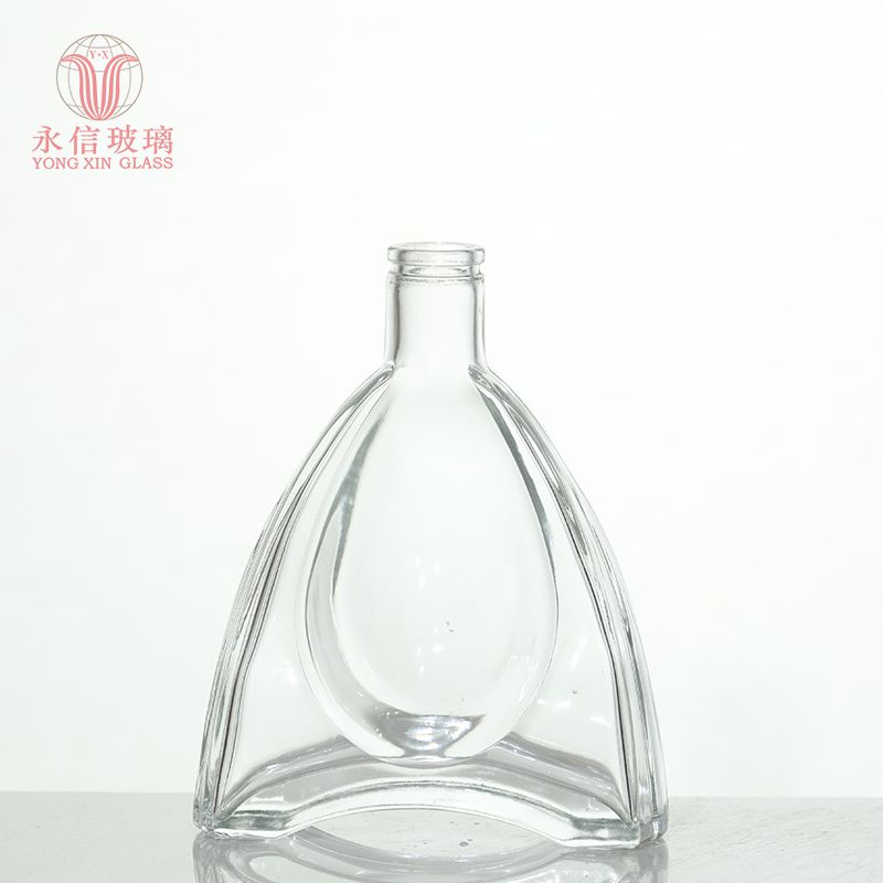 YX00008 Amber Boston Round Glass Bottle Drink Bulk Wine Body Shape Bottle In Sale