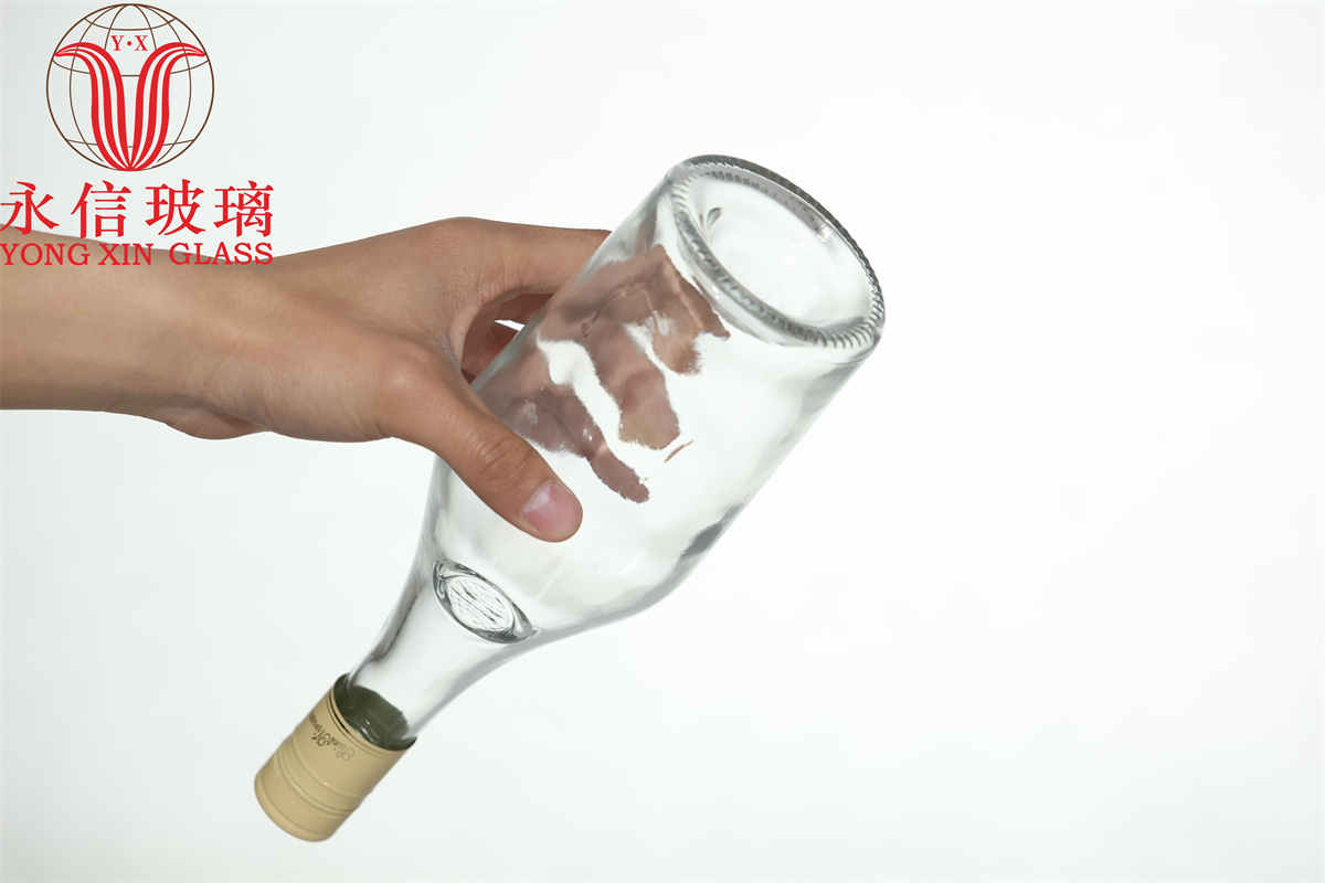 750ml empty glass Wine bottle wholesale CUSTOM shaped vodka/brandy/whiskey/tequila  lime rum from china factory