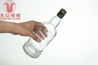 Glass Bottle With Cork Twisted Glass Whisky With Lid Wine Bottle